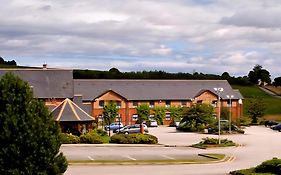Monifieth Farm Hotel